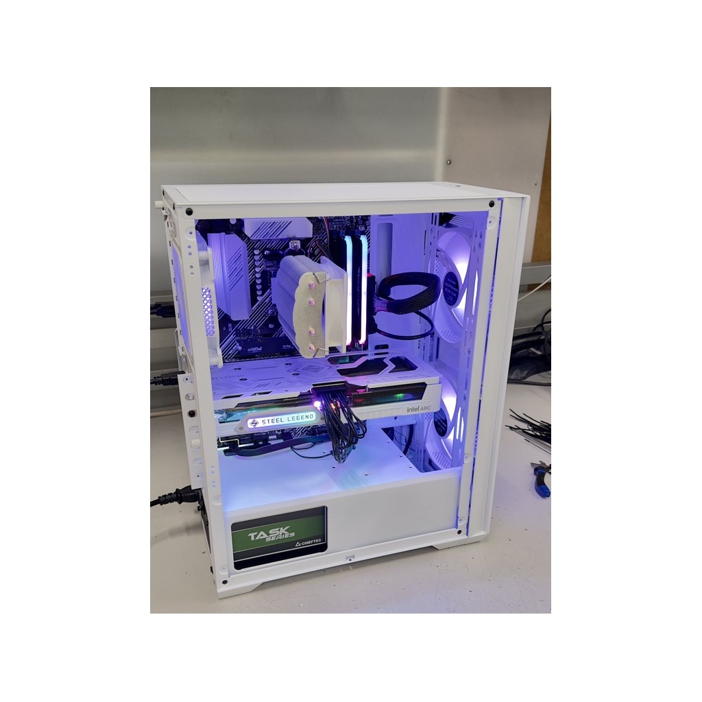 COMTRADE Snow Gamer 5700x 5805700X,B550-plus,16GB RGB,B58012GB,Crucial 1TB,LCpwr 717W, 700W - Image 2